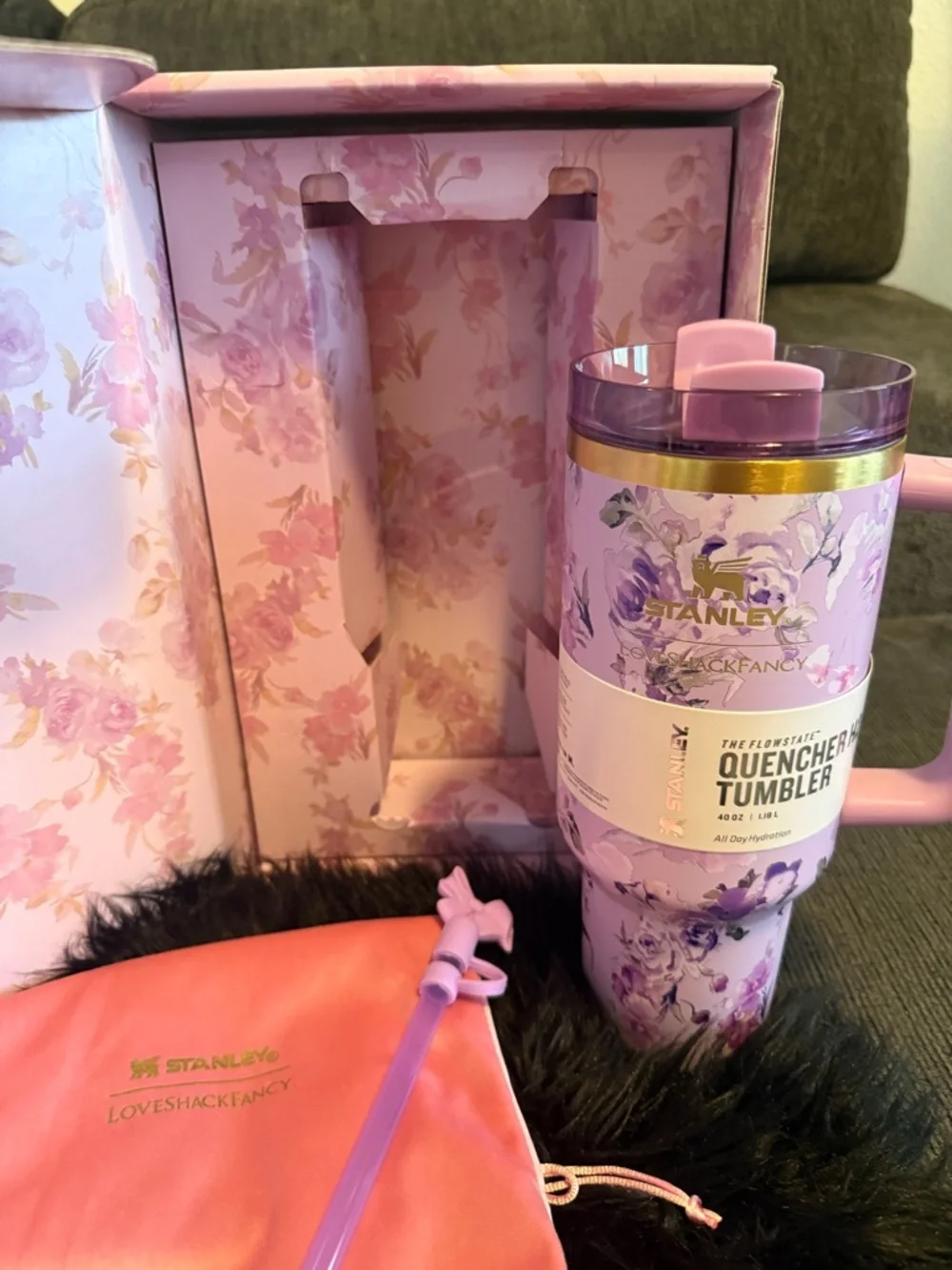 Stanley Floral Quencher Tumbler in Pink and Lavender NOT FOR SALE - Picture 2 of 8